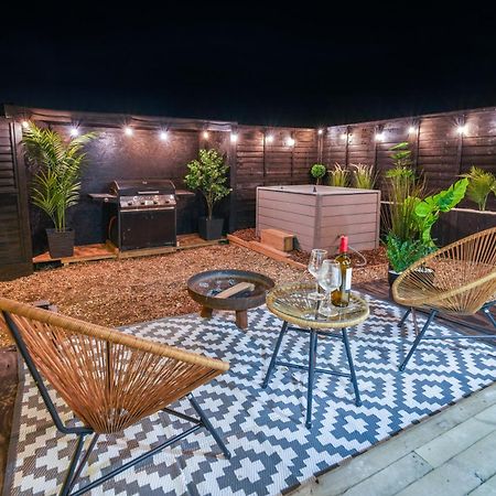 The Nest @The Outside Inn Mountfield 외부 사진