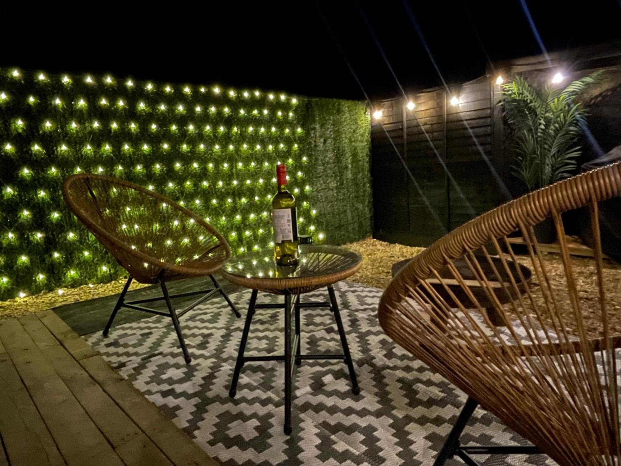 The Nest @The Outside Inn Mountfield 외부 사진